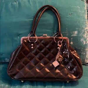 Lux De Ville Black Patent Kiss Lock Purse